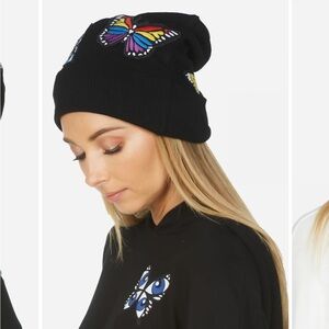 Lauren Moshi beanie